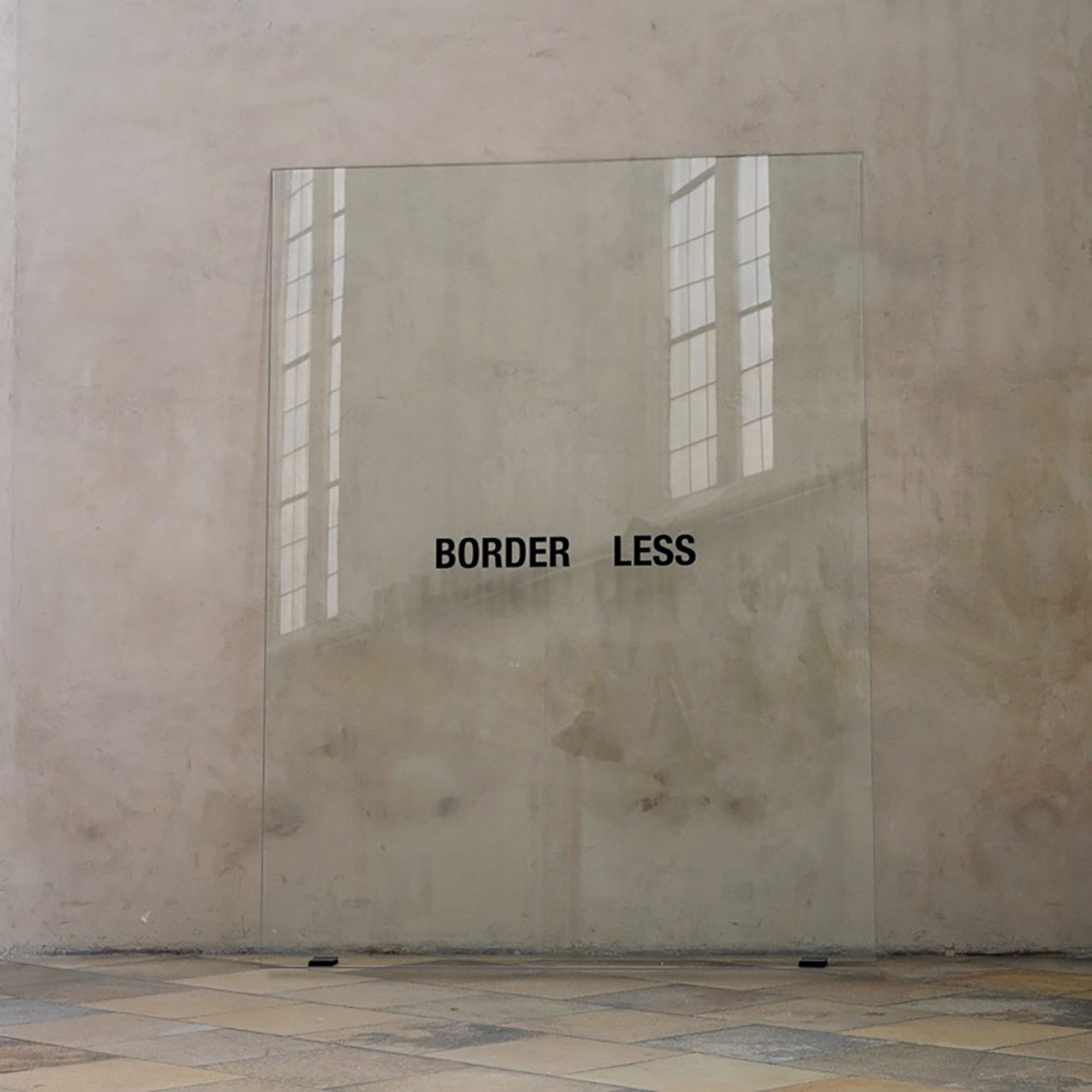 BORDER LESS, 2019, Hinterglasmalerei / reverse glass painting, 240x180cm. Ausstellung REDEN SCHWEIGEN WOVON, Museum Krems